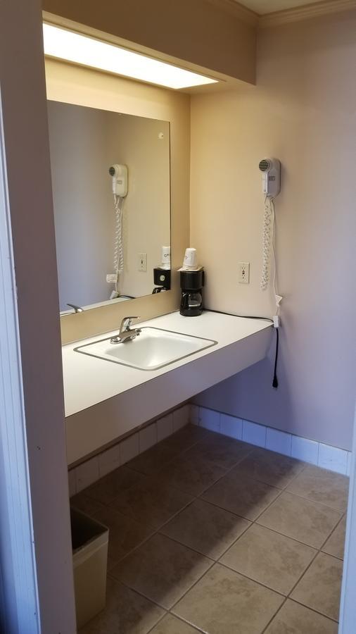 Scottish Inns Mcminnville Экстерьер фото